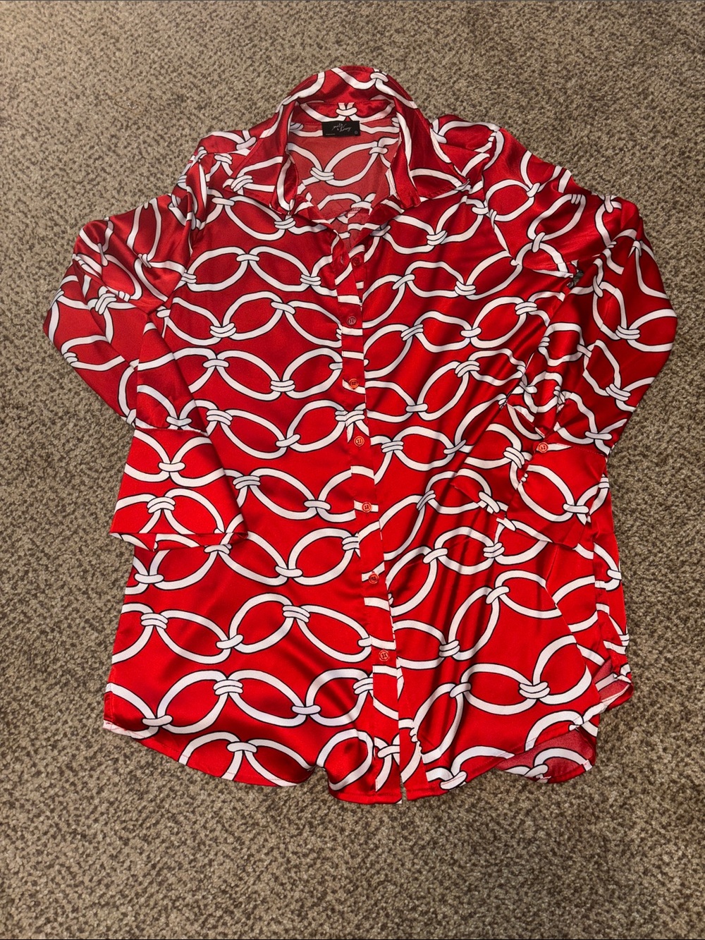 Red Chain-Link Button-Up Silky Blouse Large